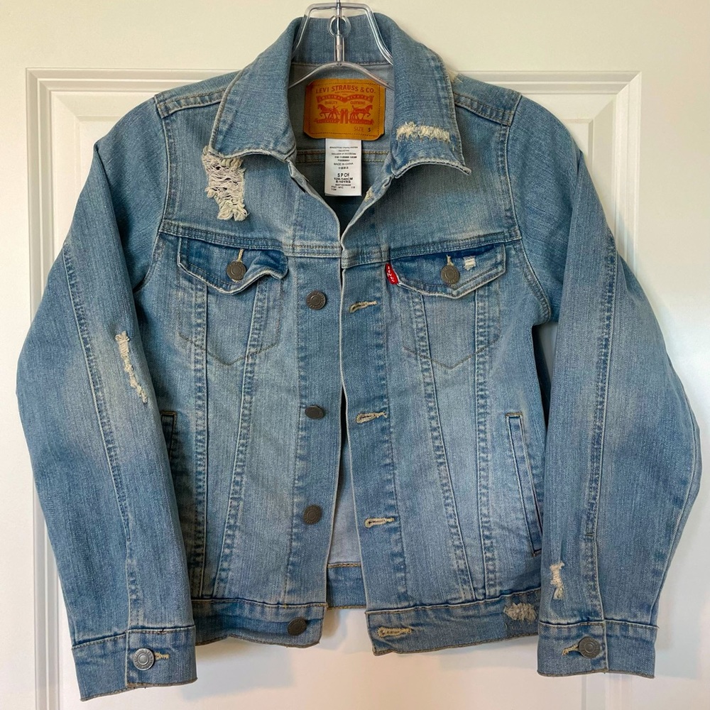 Levi Strauss & Co Distressed Denim Jean Jacket
